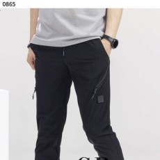 C.P compay 씨피컴퍼니 테이퍼드 매트로폴리스패치 조거팬츠