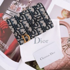 디* 오블리크 새들 플랩 카드지갑