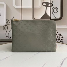 루* 오거나이저 티타늄 클러치