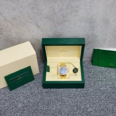 로** 서브마리너