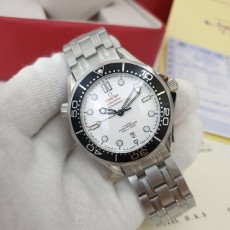 오** 씨마스터 300 물결 흰판 메탈