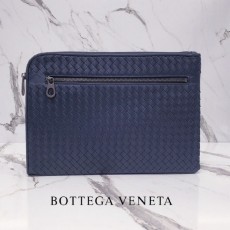 보** 인트레치아토 클러치