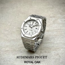 오데마** 최신상 오데마피게 로얄오크 화이트다이얼