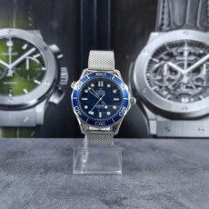 오** 씨마스터 다이버 300 007에디션 코발트블루