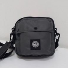 로고 패치 포켓 크로스 범백