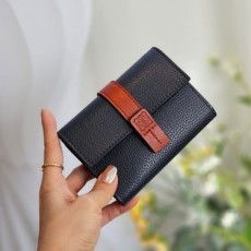 LOEWE 로에베 스몰 버티컬 지갑