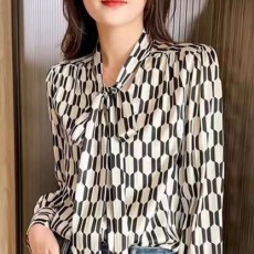 TORY BURCH 토리버치 패턴리본타이BL