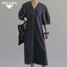 PRADA 프라다  V넥 벌룬ops