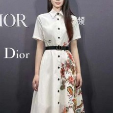 CHRISTIAN DIOR 크리스찬디올 포인트베이직카라OPS