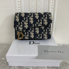 디* 새들 플랩 카드지갑