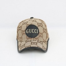 GUCCI 구찌 로고 패치 볼캡 모자