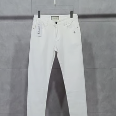 GUCCI 구찌 벌 방패패치 화이트 청바지