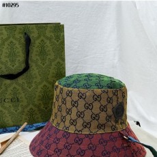 GUCCI 구찌 GG 캔버스 리버서블 멀티 컬러 버킷햇