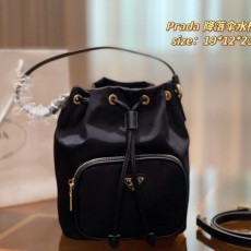 [3-17번] 프** 버킷백