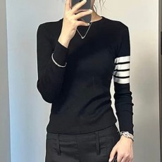 THOM BROWNE 톰브라운 기본 R 니트