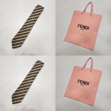 펜* 2023 FF 패턴 실크 넥타이