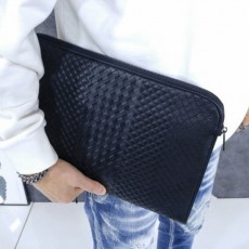 보** 24SS 뉴인트라치아또 도큐먼트 블랙 가죽 클러치백 629136 라임 클러치